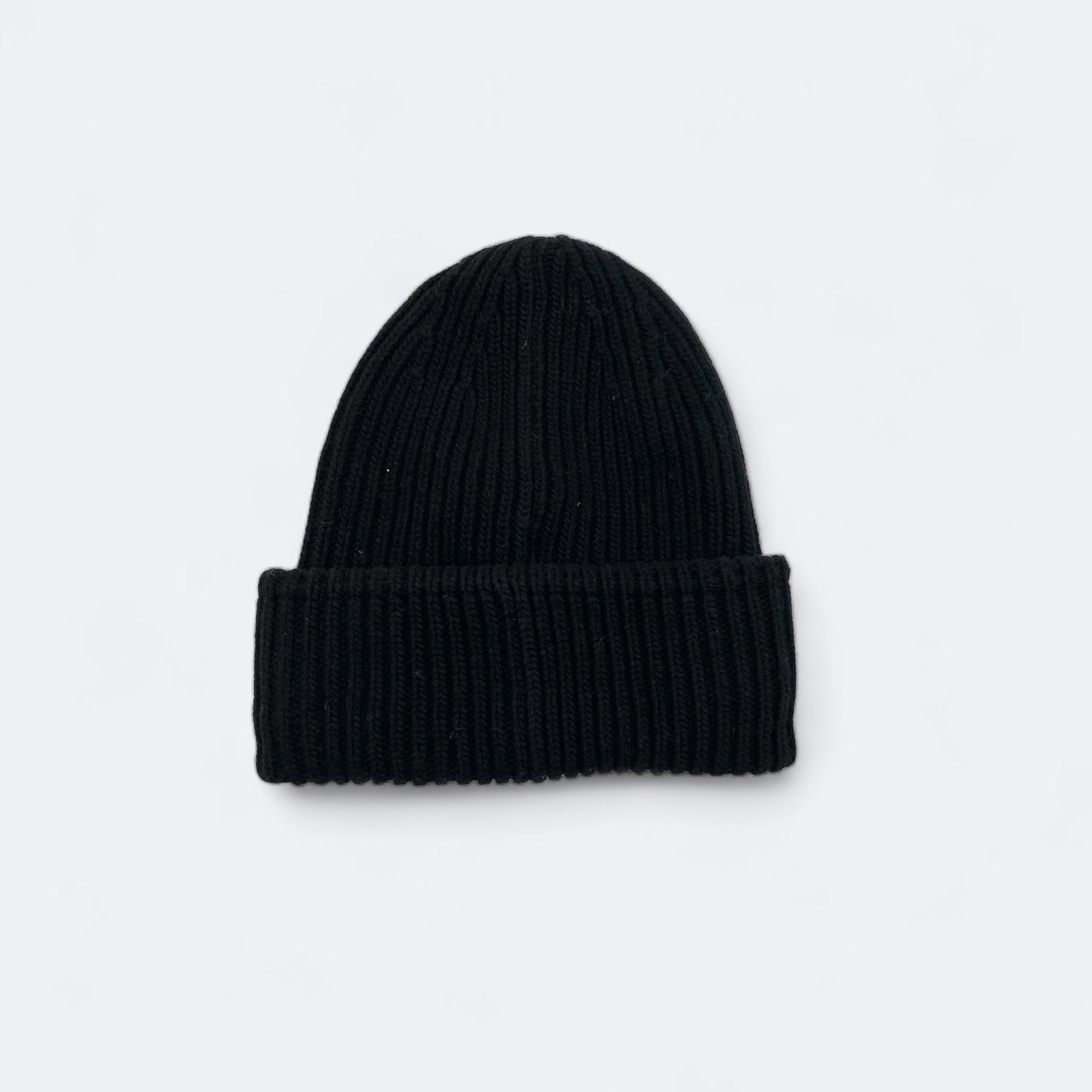 Black moncler beanie hat 2025